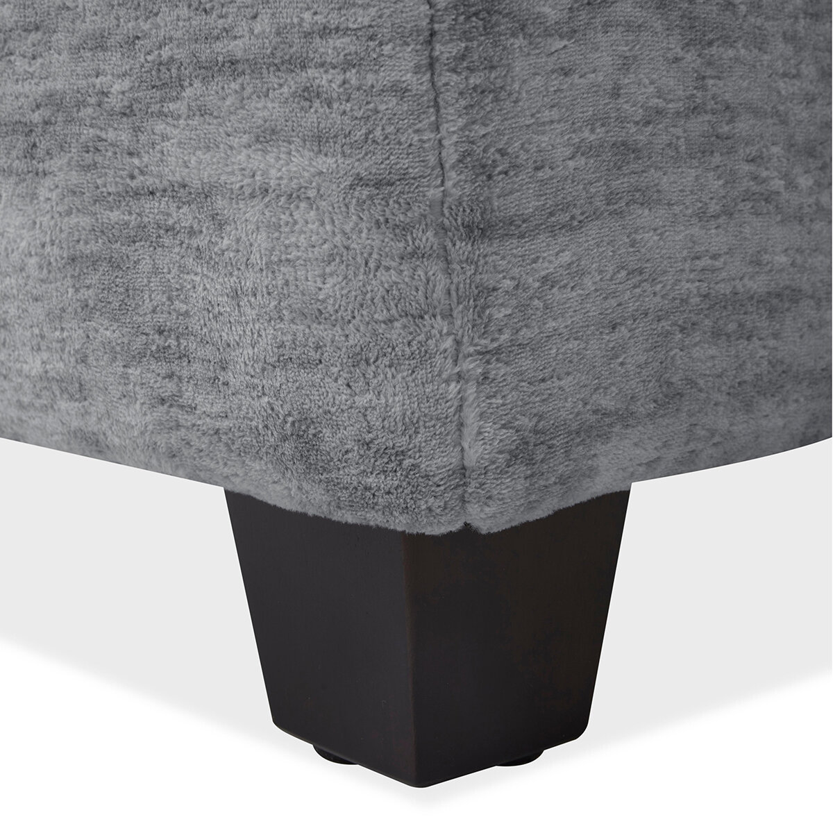 Aiden & Ivy, Seccional Fijo de Tela de 4 Piezas y Otomano Aiden & Ivy, Seccional Fijo de Tela de 4 Piezas y Otomano