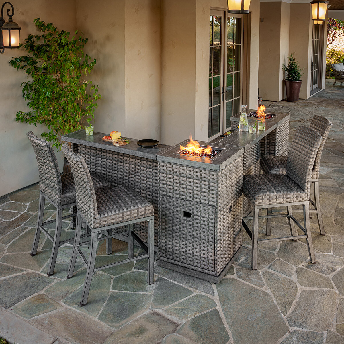 SunVilla, Diego Set de Bar con Fogatero de 8 Piezas SunVilla, Diego Set de Bar con Fogatero de 8 Piezas