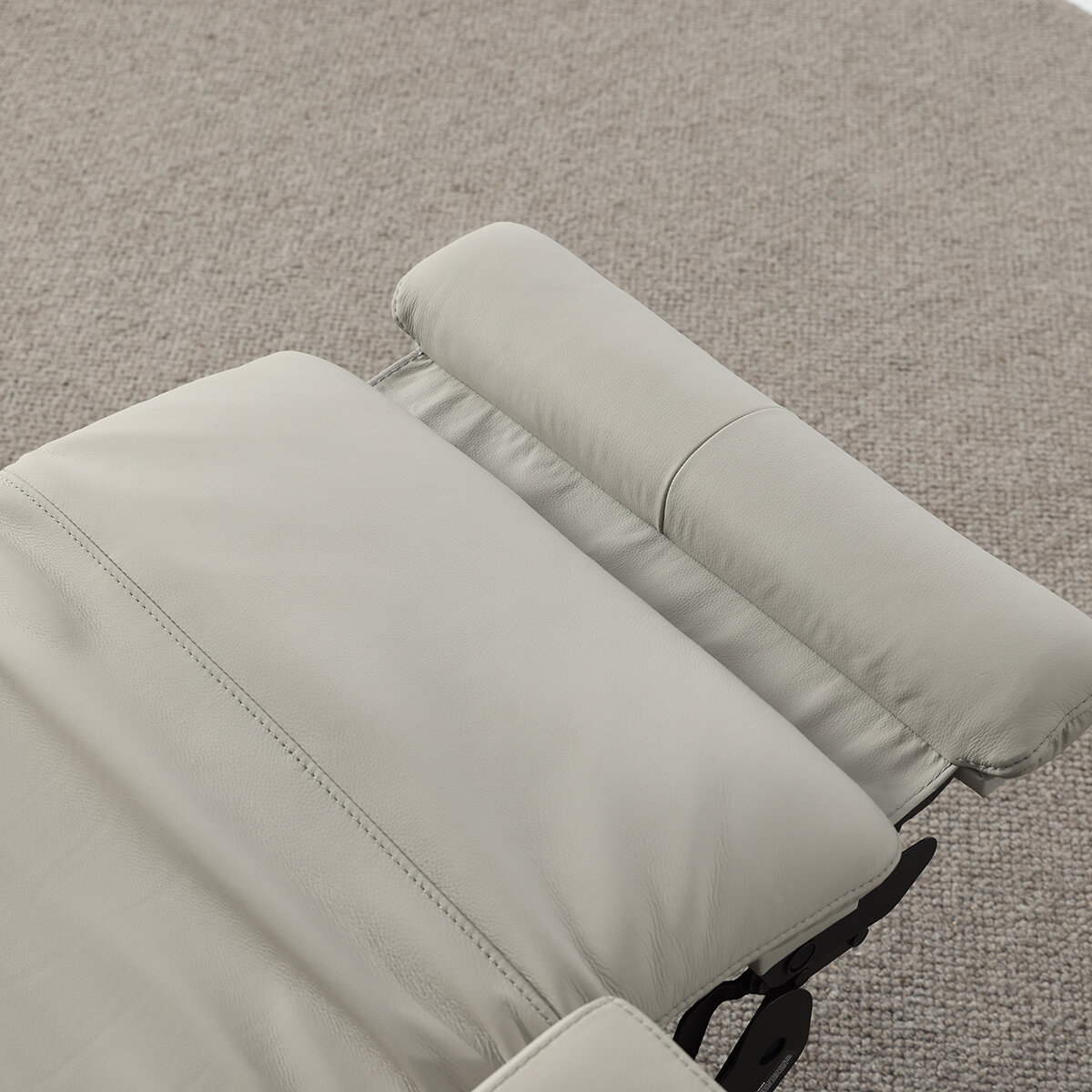 Simon Li Furniture, Sofá Reclinable de Piel con Sistema Eléctrico Simon Li Furniture, Sofá Reclinable de Piel con Sistema Eléctrico