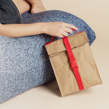 out of the woods lonchera reusable paper