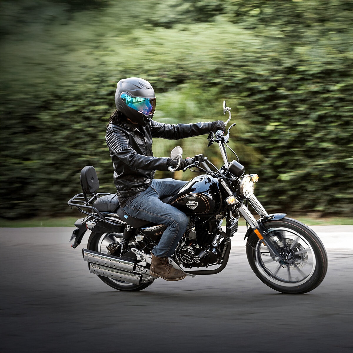 Vento Motocicleta Thunderstar 300cc Negro Vento Motocicleta Thunderstar 300cc Negro