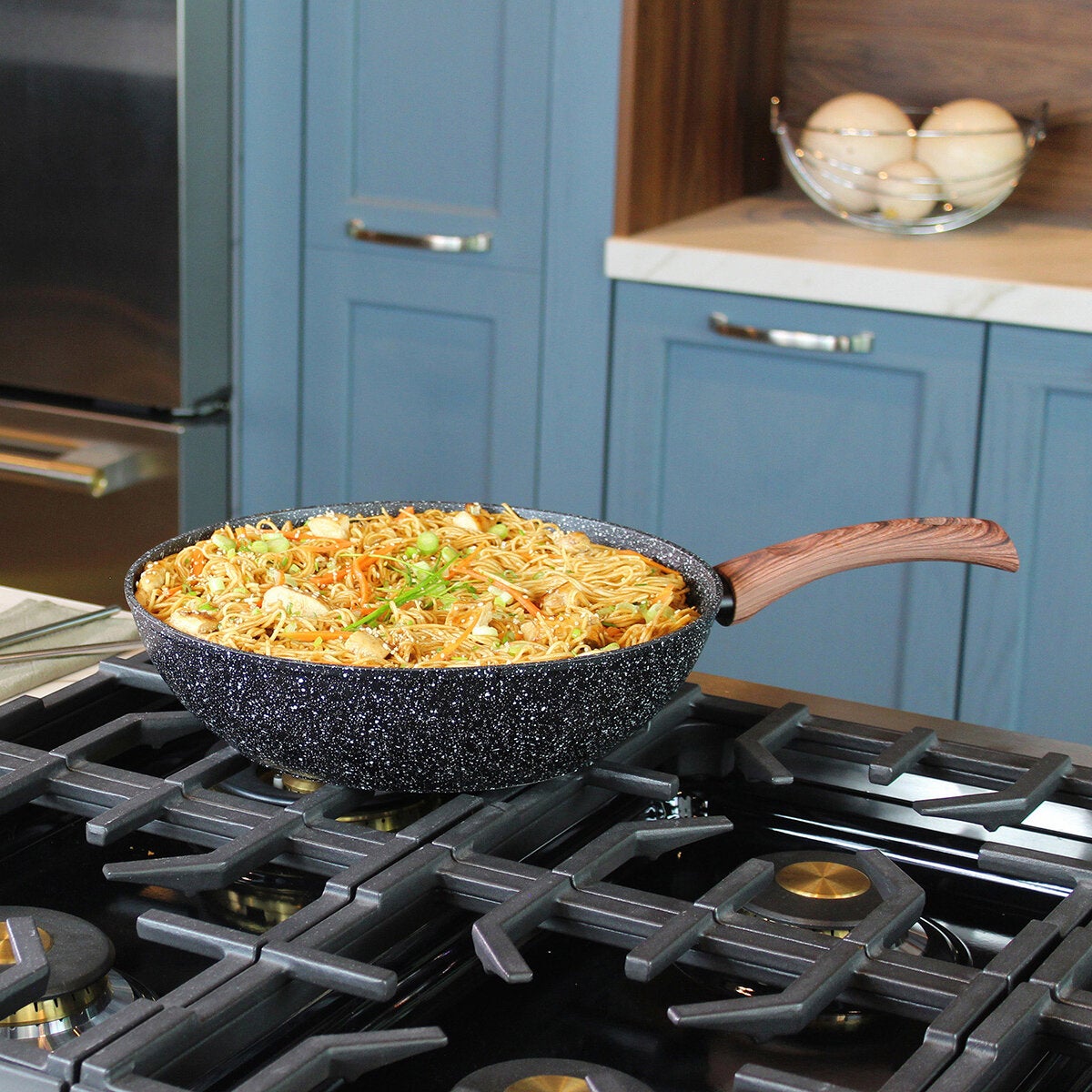 Westinghouse, Wok de 30 cm, Marmol Negro con Mango de Madera Westinghouse, Wok de 30 cm, Marmol Negro con Mango de Madera