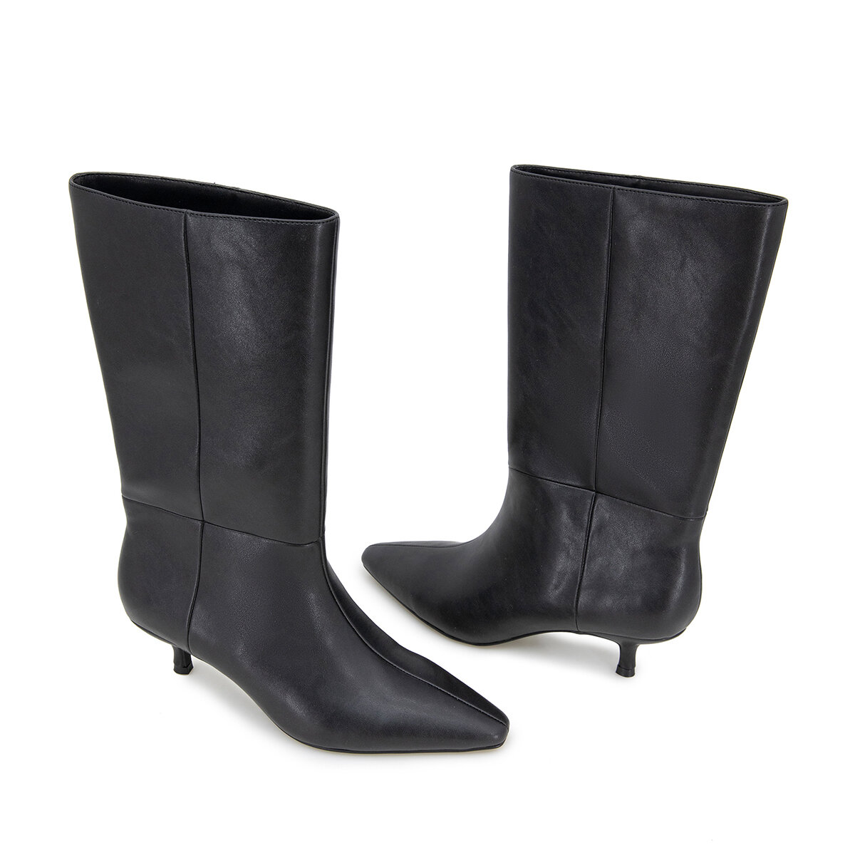 Kenneth Cole Bota para Dama Varias Tallas y Colores Kenneth Cole Bota para Dama Varias Tallas y Colores