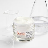 Avène Crema Facial Regeneradora de Día HYALURON ACTIV B3 50 ml