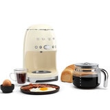 Smeg Cafetera de goteo 10 tazas crema