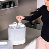 Chicco Esterilizador Eléctrico para Biberones, Sacaleche y Chupones Chicco Esterilizador Eléctrico para Biberones, Sacaleche y Chupones