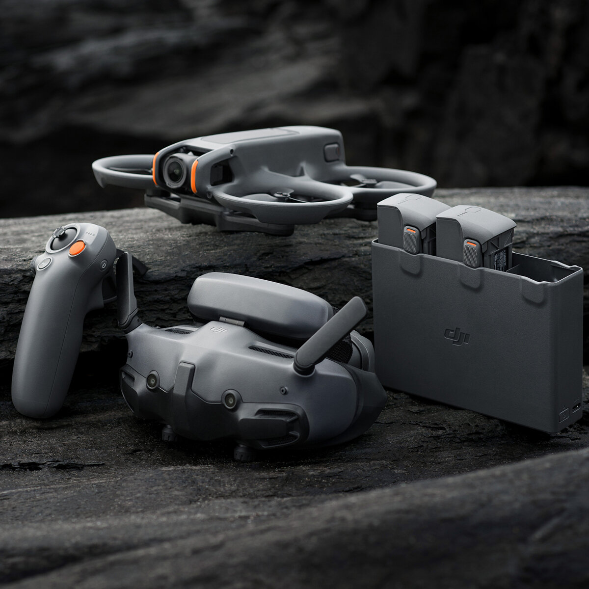 DJI Avata 2 Dron Fly More Combo (3 baterías) DJI Avata 2 Dron Fly More Combo (3 baterías)