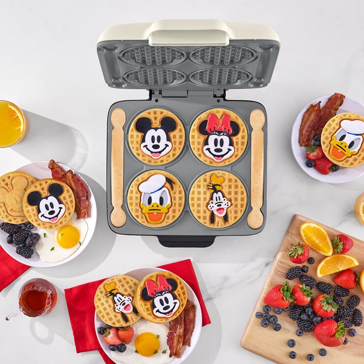 Dash Wafflera Disney con 4 Placas Intercambiables Dash Wafflera Disney con 4 Placas Intercambiables