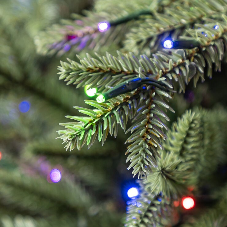 Árbol de Navidad Pre-Iluminado 2.7m con 2,700 Luces Radiant Micro LED Árbol de Navidad Pre-Iluminado 2.7m con 2,700 Luces Radiant Micro LED
