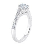 Anillo, 0.97ctw, en Platino Anillo, 0.97ctw, en Platino