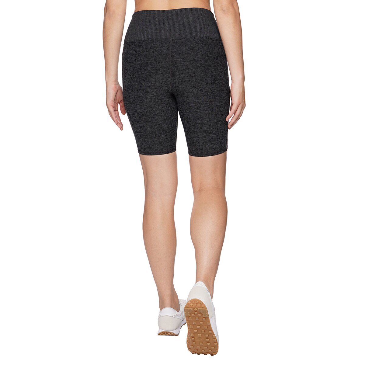 Kirkland Signature Short Estilo Biker para Dama Negro Med...