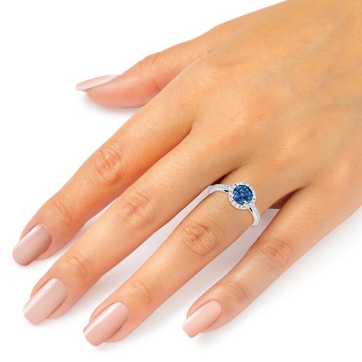 Anillo, Topacio Azul y Diamantes 0.35ctw, Oro Blanco de 14K Anillo, Topacio Azul y Diamantes 0.35ctw, Oro Blanco de 14K