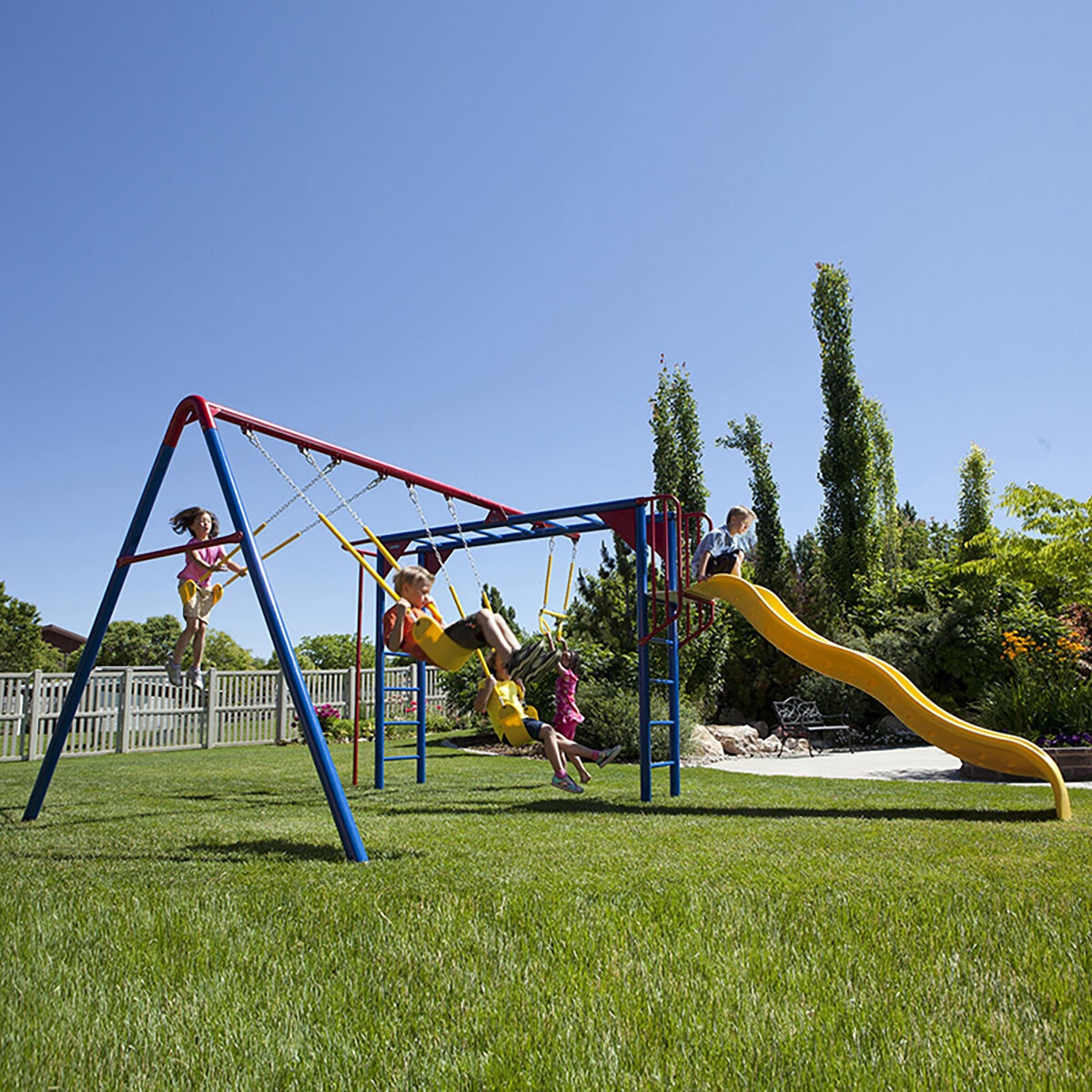 Lifetime Set de Columpios Monkey Bar Lifetime Set de Columpios Monkey Bar