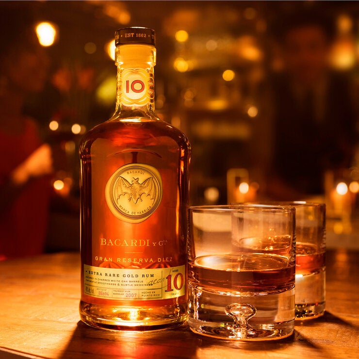 Bacardí Gran Reserva 10 años Ron Añejo 750 ml Bacardí Gran Reserva 10 años Ron Añejo 750 ml
