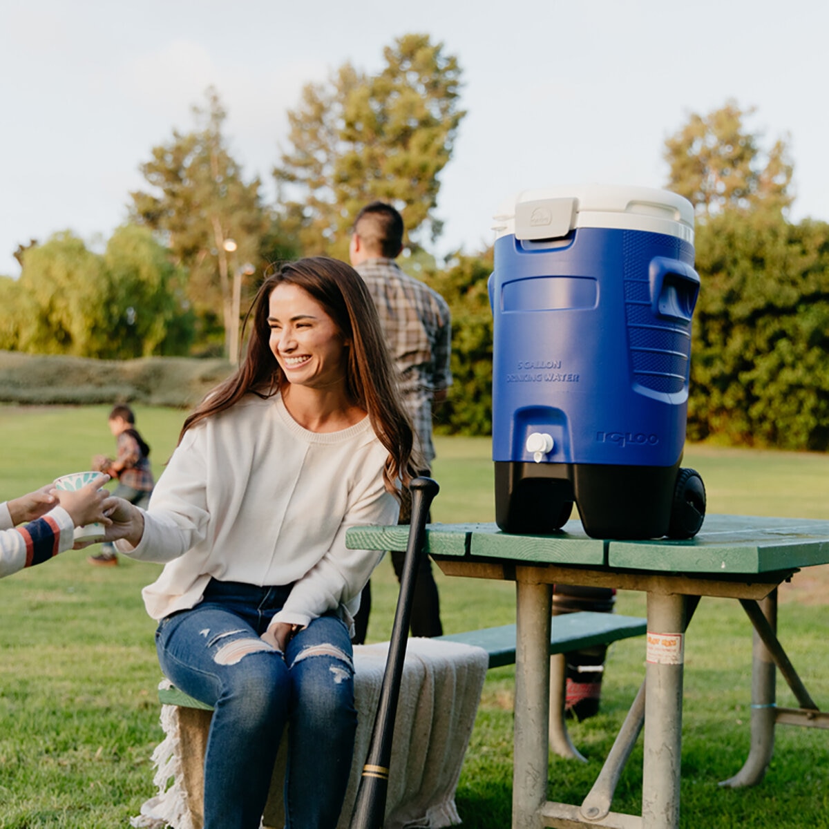 Igloo Dispensador de Agua de 5 Galones Igloo Dispensador de Agua de 5 Galones