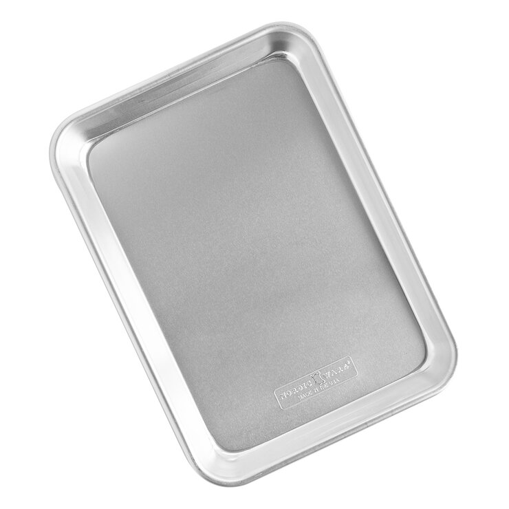 Nordic Ware Juego de 4 Charolas de Aluminio Nordic Ware Juego de 4 Charolas de Aluminio