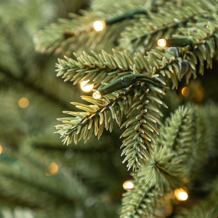 Árbol de Navidad Pre-Iluminado 2.7m con 2,700 Luces Radiant Micro LED Árbol de Navidad Pre-Iluminado 2.7m con 2,700 Luces Radiant Micro LED
