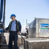 Blue Def Fluido para Escape de Diesel Blue Def Fluido para Escape de Diesel