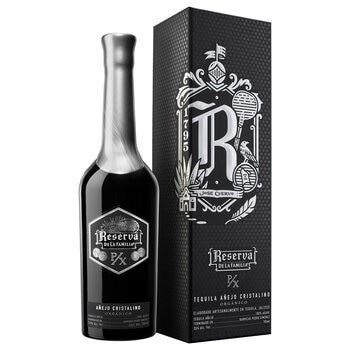 Tequila Reserva de la Familia Añejo Cristalino 700 ml Tequila Reserva de la Familia Añejo Cristalino 700 ml