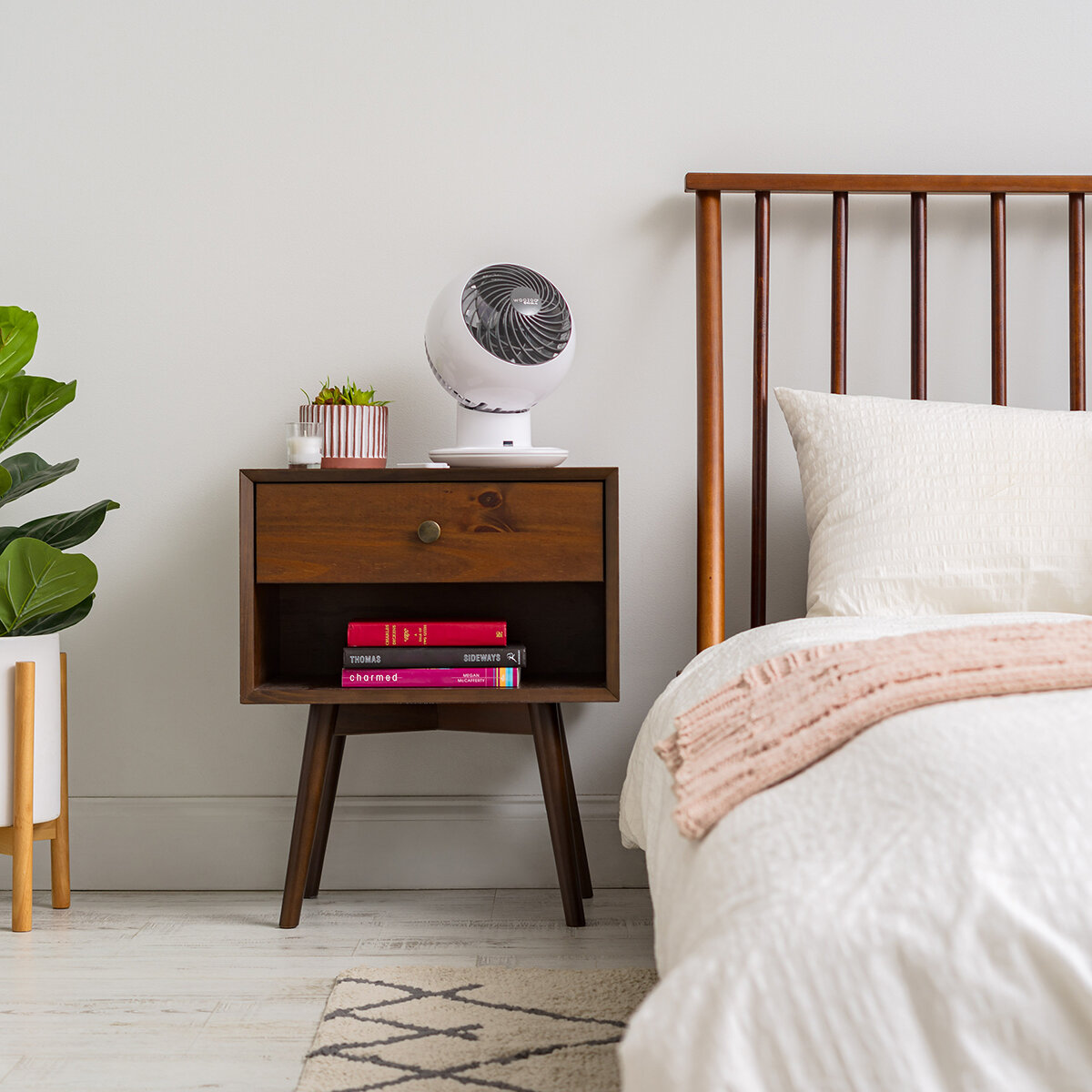 Woozoo Ventilador de globo multi direccional, 5 velocidades Woozoo Ventilador de globo multi direccional, 5 velocidades