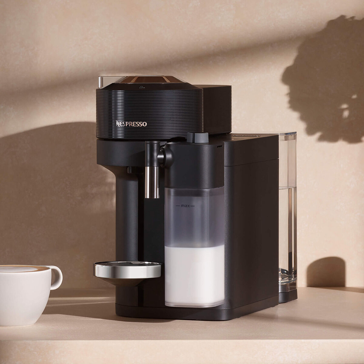 Nespresso, Cafetera Vertuo Lattisima Black Nespresso, Cafetera Vertuo Lattisima Black