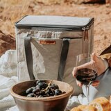 Out Of The Woods Lonchera Dolphin Out Of The Woods Lonchera Dolphin