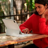 Apple Magic Keyboard para el iPad Pro de 11 pulgadas (cuarta generación) y el iPad Air (quinta generación) - Español (América Latina) Blanco