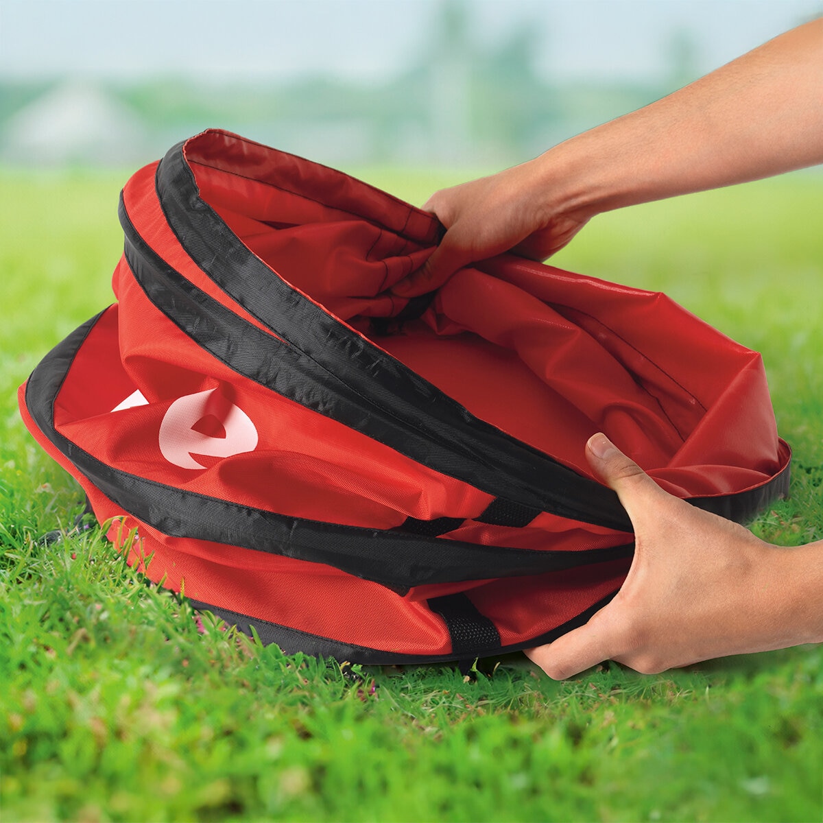 East Point Yahtzee Pop-Up East Point Yahtzee Pop-Up