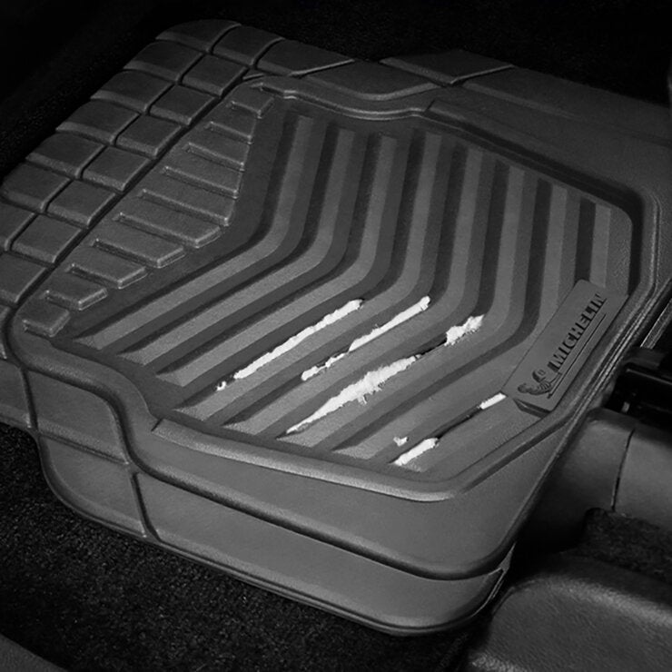 Michelin Tapete Universal de Hule Gris Para Automóvil 4 Piezas Michelin Tapete Universal de Hule Gris Para Automóvil 4 Piezas