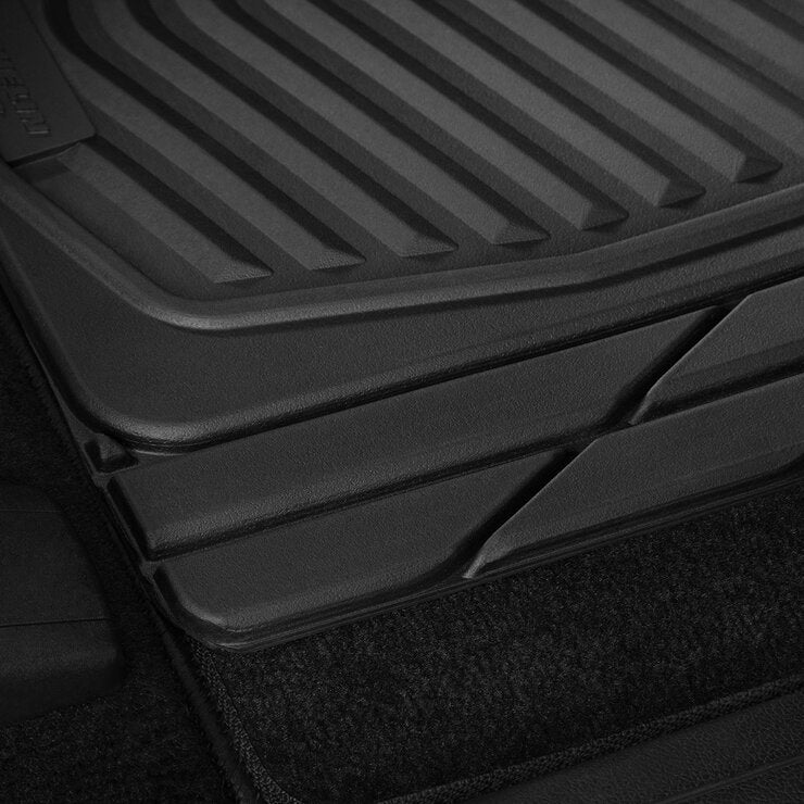 Michelin Tapete Universal de Hule Negro Para Automóvil 4 Piezas Michelin Tapete Universal de Hule Negro Para Automóvil 4 Piezas