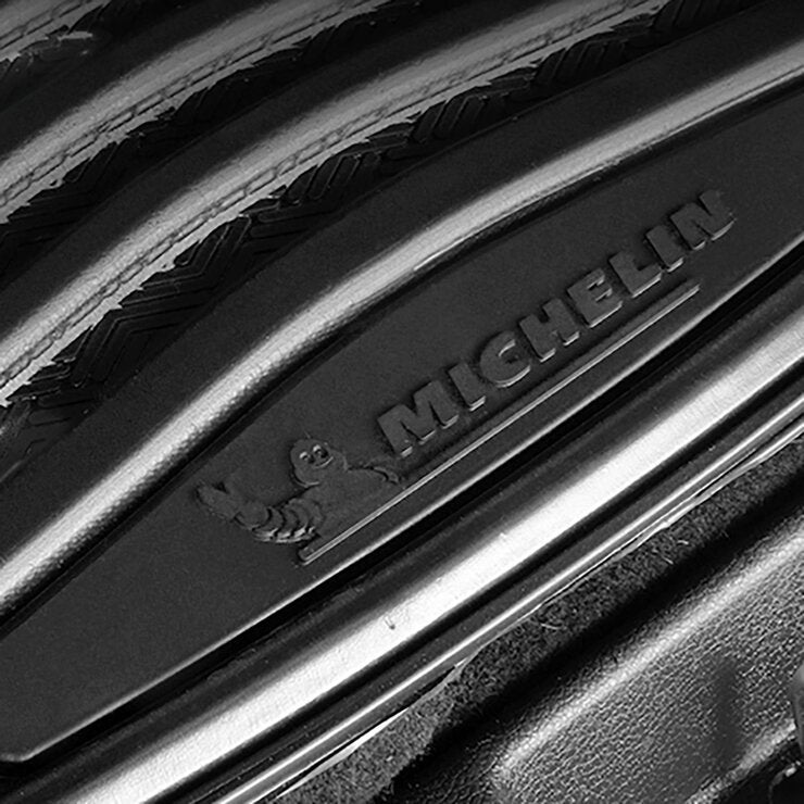 Michelin Tapete de Hule Negro Para Piso de Cajuela Michelin Tapete de Hule Negro Para Piso de Cajuela