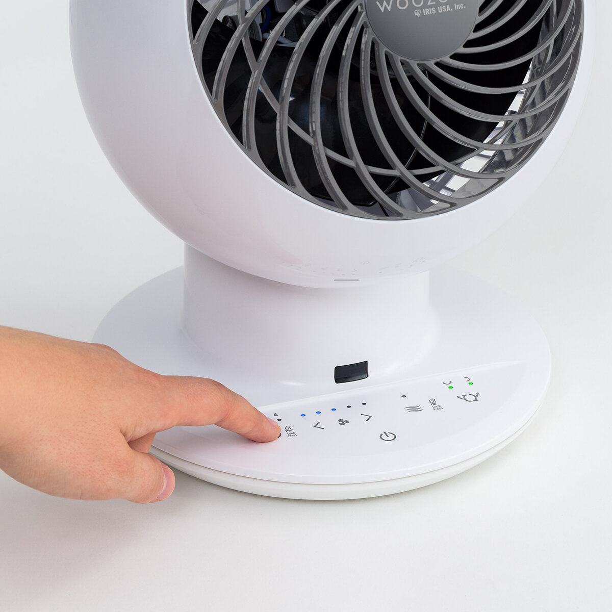 Woozoo Ventilador de globo multi direccional, 5 velocidades Woozoo Ventilador de globo multi direccional, 5 velocidades